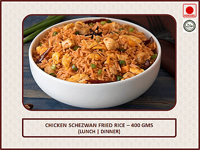 Chicken Schezwan Fried Rice - 400 Gms